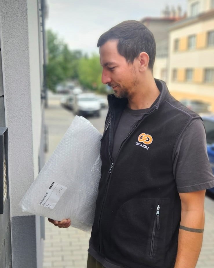 7 důvodů, proč si firmy vybírají kurýra místo klasické pošty